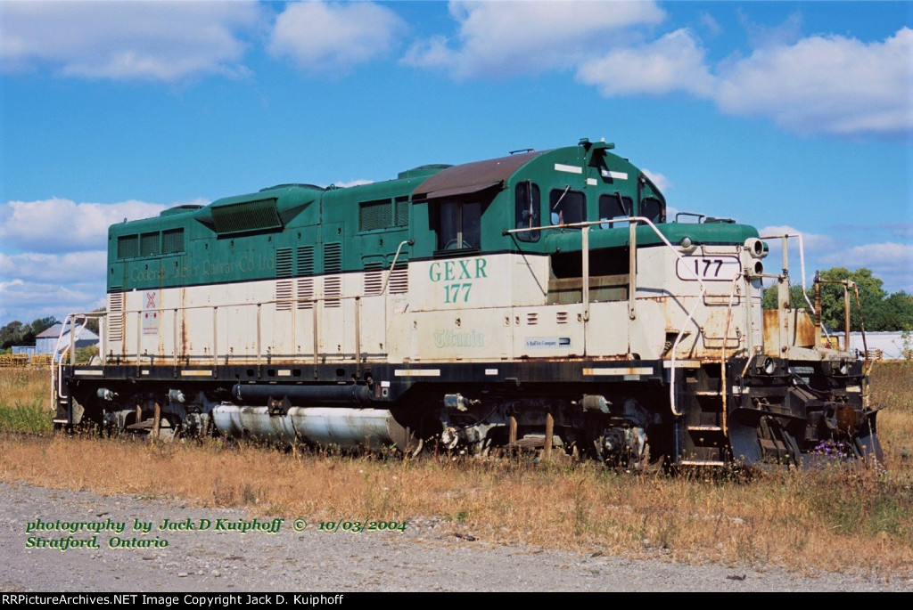 GEXR 177, ex-QCM 1, GP9, Stratford, ONT. 10-03-2004